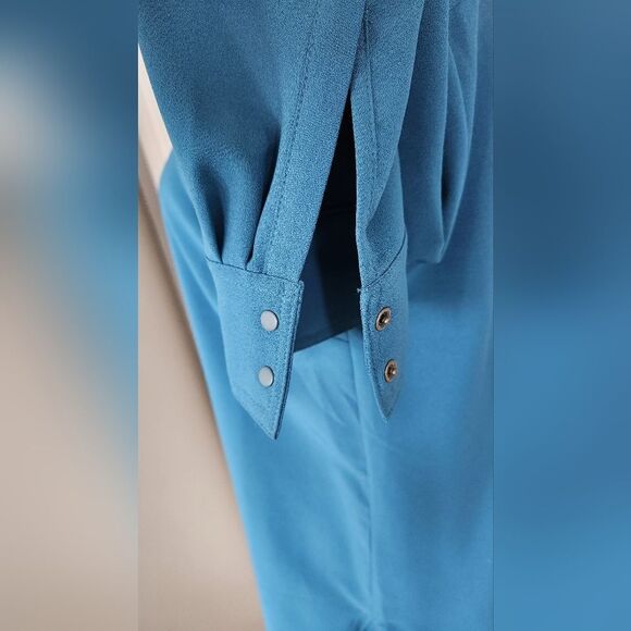 Hilary Radley Turquoise Blue zipper blouse - Size Medium - Picture 11 of 11